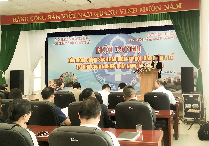 An Tien Industries co-organized a conference on policy dialogue on social insurance and health insurance at the southern industrial zone in Yen Bai province