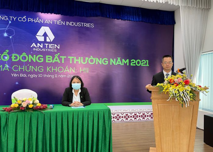 Ông Đinh Xuân Cường – Chủ tịch HĐQT An Tiến Industries phát biểu tại buổi họp.